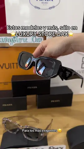 Estos modelos y más, sólo en #LuxuryStoreOax ✅ . . . #Oaxaca #G5 #entregaspersonales #Marcasdelujo #Prada #LentesPrada #paraella💕 #parael 