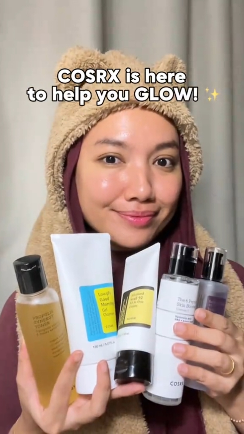 Skip the skincare hassle! #COSRX glow set has everything you need in ONE bundle✨😊 #TikTokShop 