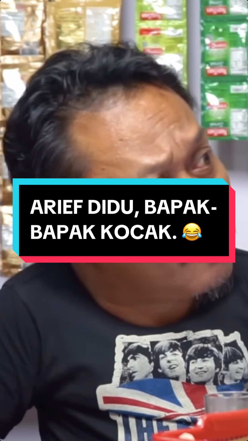 arief didu, bapak- bapak kocak 😂 #ariefdidu #prazteguh #prazteguhpodcast #pwk #pwkpodcast #podcastwarungkopi #standupcomedy #standupcomedyindonesia #fyp 