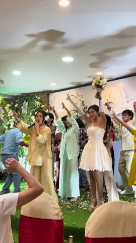Nhỏ út @Phương Mỹ Chi hát, cty tui quẩy phụ hoạ đám cưới miền Tây ngày hôm đó :))) #damcuoimientay #67angiang #phuongmychi #fypシ 