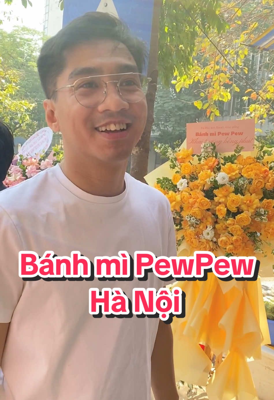 Bánh mì PewPew Hà Nội bật mí bí mật 😅 #banhmipewpew #taphoapewpew #giatlapewpew #banhmipewpewhanoi 