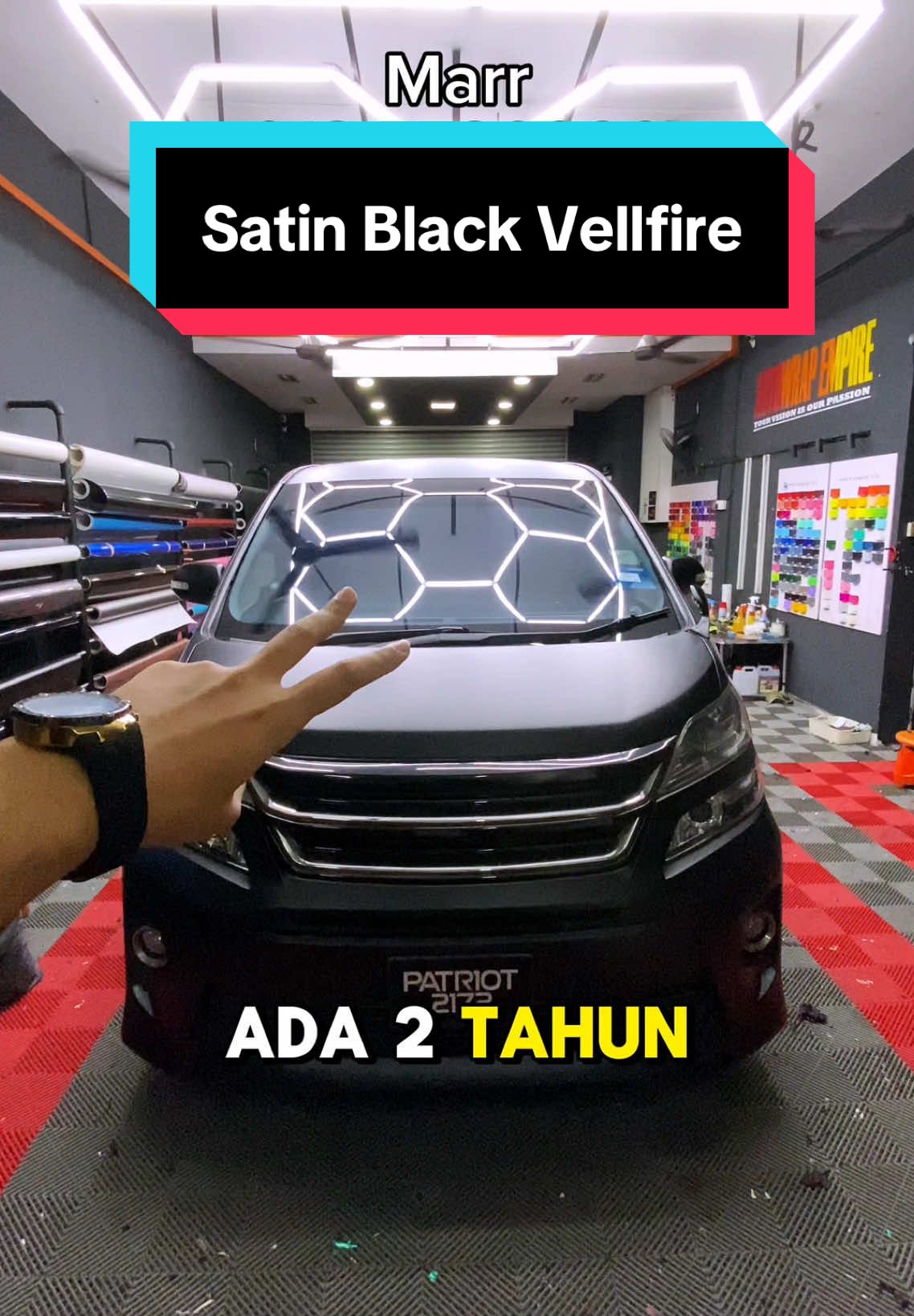 Satin Black 🖤 Auto hilang jemu bila kereta dah cantik semula.  Kalau minat satin/ matte jangan risau. Kita ada banyak pilihan warna. Pm je terus admin kita untuk lihat catalog okay 🤝🏻 Berminat nak wrap atau ppf.  Terus tekan link di bio atau contact nombor yang tertera 🚀#fyp #fyppppppppppppppppppppppp 