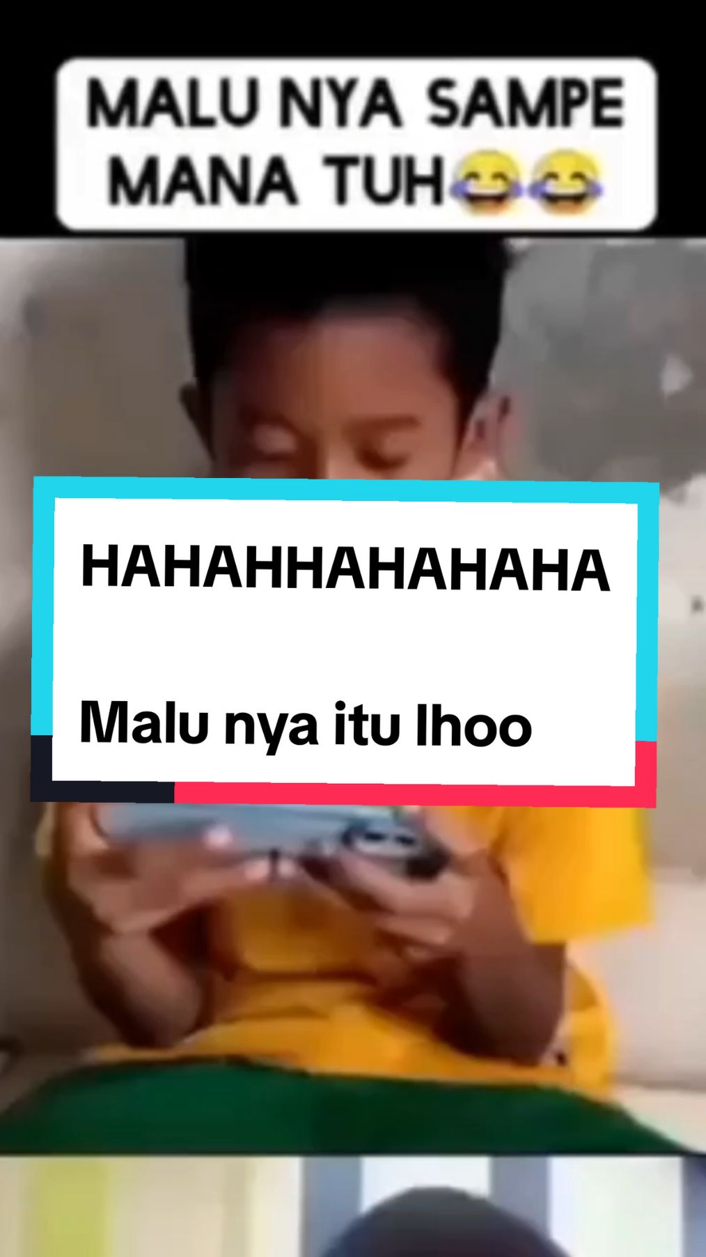 Malu nya sampai ke negara tetangga 🤣🤣 #lucu #kumpulanvideolucu #lucu_ngakak #lucubanget #lucuhabis #fypage #fypp #tiktokerminang #ajotaufiqchan2 #ajotaufiqchaniago #ajotaufiq2 