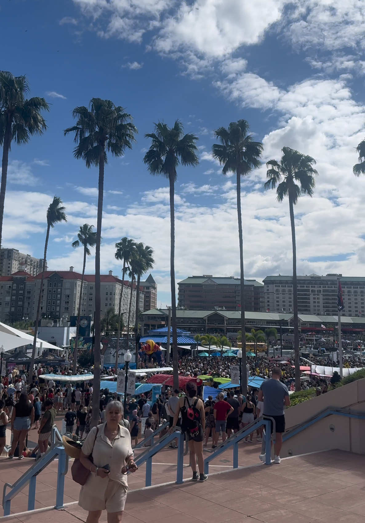 Mys helg!!🥹🌴☀️🇺🇸💕🩵🌼🌺 #wazzupguysmimihere #universityoftampa #uoftampa #collegelife #tampalife #tampaflorida #college #fyp #utampa #tampa #collegestudent 