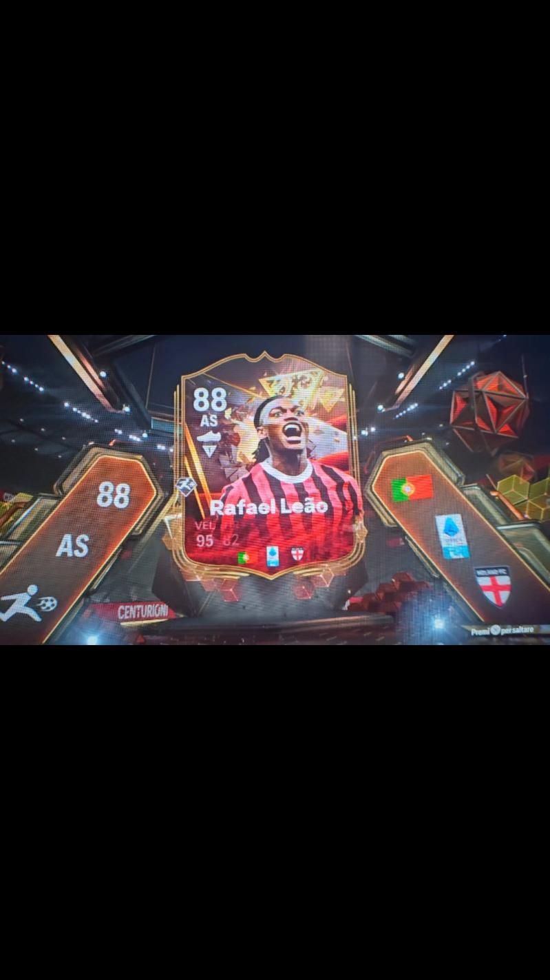 Ecco a cosa serve finire le partire Rush🤣 Voi cosa avete trovato? . . . #eafc25 #leao #rush #milan #footballtiktok #serieatim #neiperteee #portugal🇵🇹 #ultimateteam 