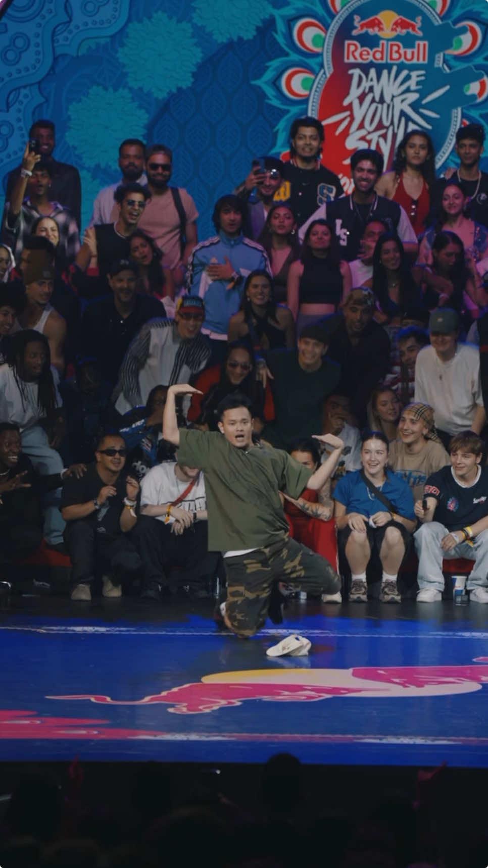 📢 FAN REACTIONS when he hit the OOOH! 🎼 MT Pop is this year's WORLD CHAMP 🏆🌏 @Bruno Mars 🎤️ #redbulldanceyourstyle  #redbulldance #streetdance #dance #dancer #freestyledance #india #mumbai #popping #brunomars #lockedoutofheaven