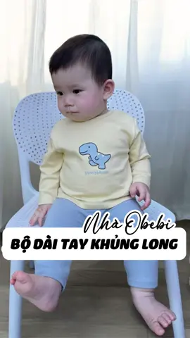 Bộ dài tay khủng long, se se lạnh như này mẹ cho con mặc cả set vừa thoải mái lại cực kì đáng yêu #memessiidaily #bodaitaychobe #obebi #baby #xh 