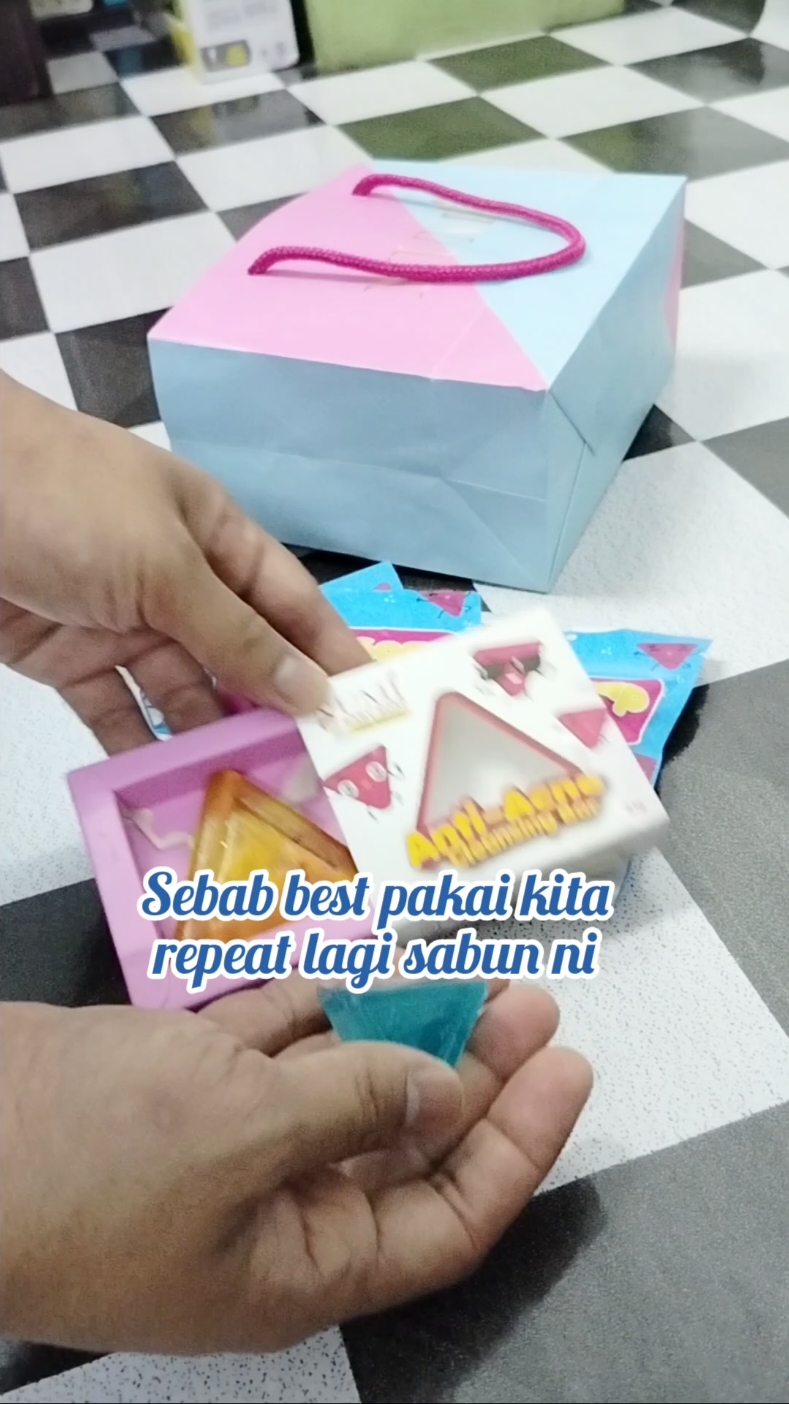 Sebab best pakai kita repeat lagi sabun numi #sabunnumi #sabunnuminewpackaging #sabunnumiviraltiktok #numisoap #numiskincare #jerawat #kulitberminyak #tiktokmalaysia #TikTokShop #fyppppppppppppppppppppppp @numihq 