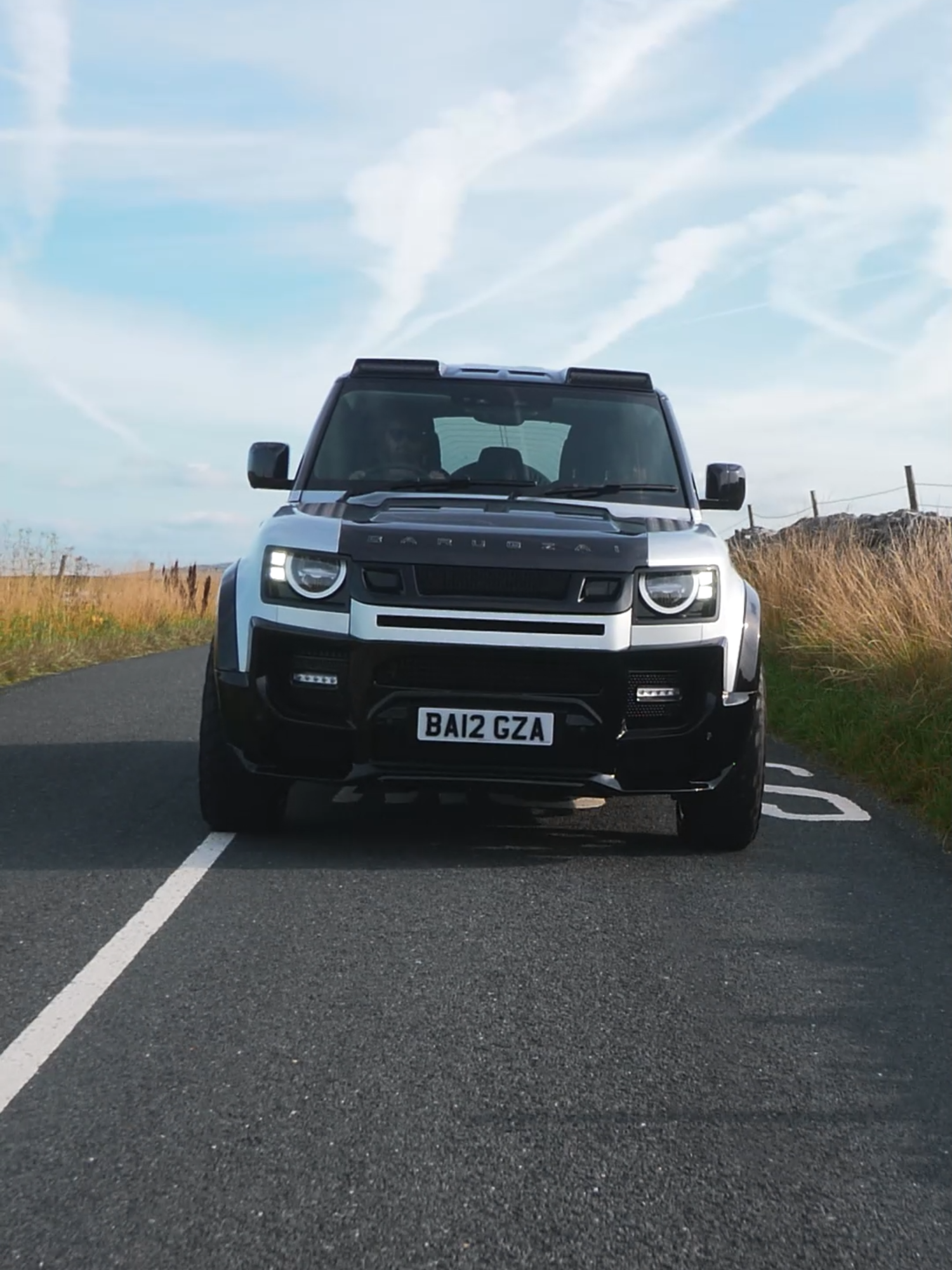 Upgragde your Defender with Barugzai Bodykits. #defender #landrover #barugzai #bodykits #fyp #foryou #insights