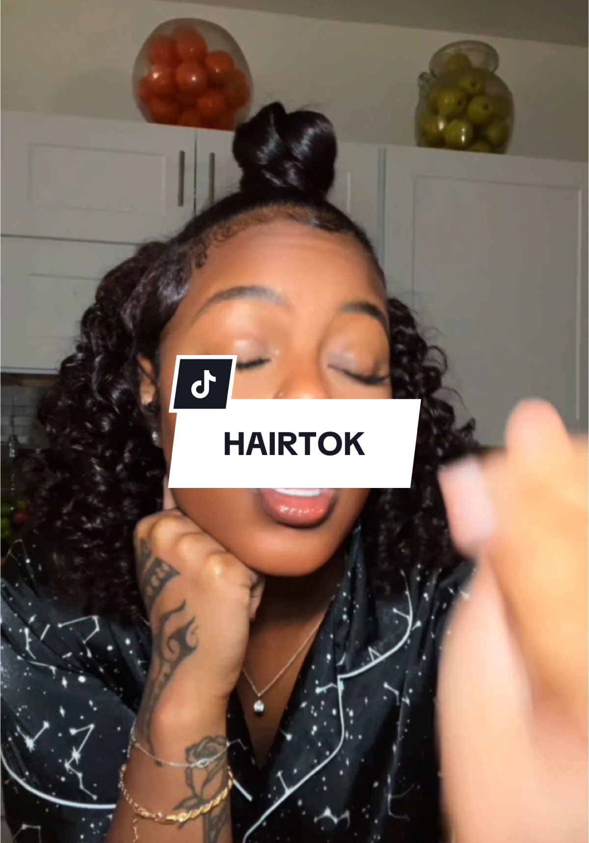 I can eat any style. Natural. Straight. Locs…Braids. ANYTHING 😭🤗🤩#WhatToWear #fyp #hairtok #teamwork 
