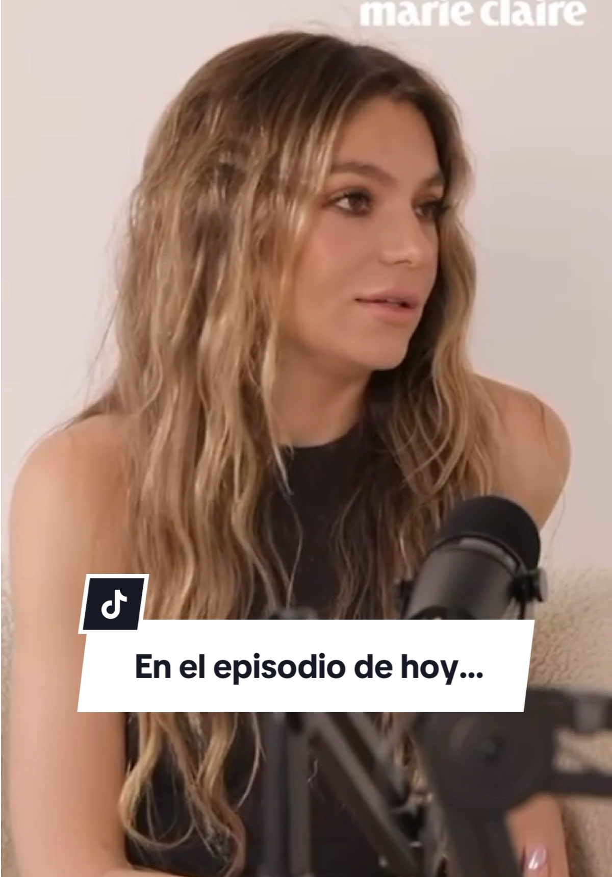 Comenzamos una nueva temporada de #unelefanteenlahabitacion y nuestra primer invitada es #sofiacastro ❤️‍🔥🎙️🐘 #podcast #podcastclips #podcasts #podcastmexico #podcasting #sofiacastrofans #fyp #fypp 