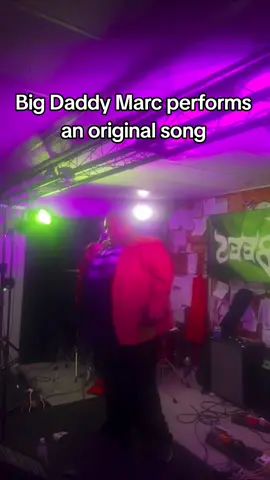Big Daddy Marc performs an original song #bigdaddymarc #marc #bigdaddy #daddymarc #music #live #concert #shuffle #performance #fyp  #WWE #wwetok #wwetiktok #wrestletok #wrestletiktok #wrestling #wrestlingtiktok 