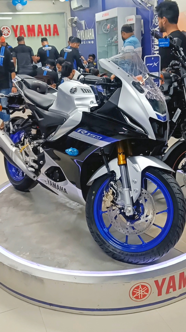 Manus toh asatey bache... Brand New Yamaha R15M V4 Black & Silver Colour #r15m #r15v4 #r15v4lover #yamahar15m #yamahar15v4 #yamaha #ypfッ #foryou #foryoupage #bikelover #ajshohan #kushtia 