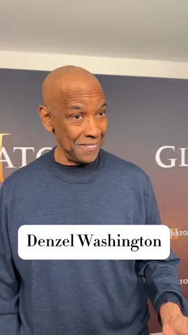 Denzel Washington with french fans : Paris 10 november 2024 avant premiere Gladiator #denzelwashington #humor #bestactor #gladiador #gladiador2 #paramountpictures 