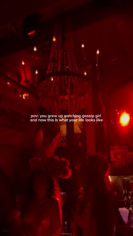 one of these clips is from an actual gossip girl scene location- any guesses? #gossipgirl #nycaesthetic #oldmoneyaesthetic #uppereastside #nycnightlife #nyclifestyle #nycclubs #gossipgirltiktok 