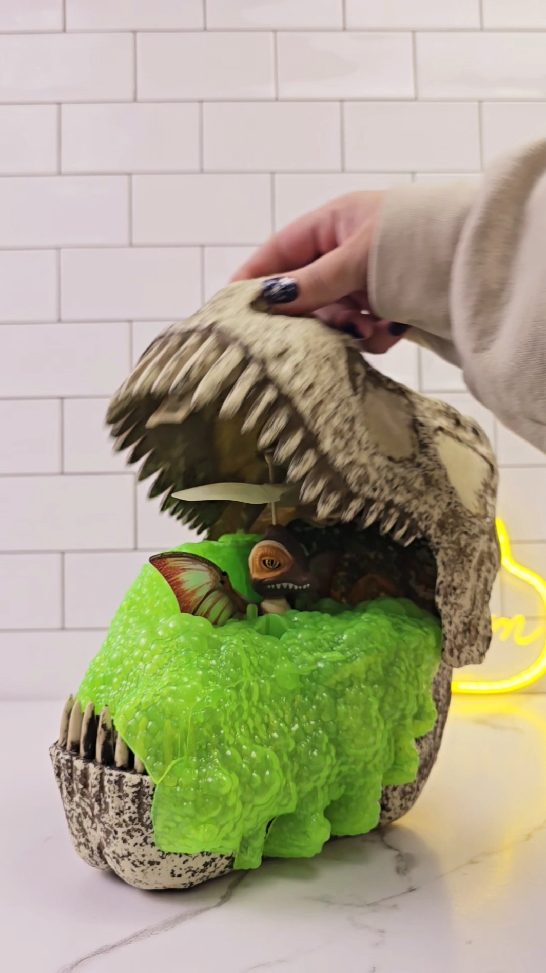 GrossMos Flying Dino #asmr #grossmos 