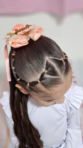 Vem aprender com a gente esse penteado perfeito 🧡#penteados #penteadoinfantil #penteadosfaceis #hairstyle #babyhair #hairtutorials 