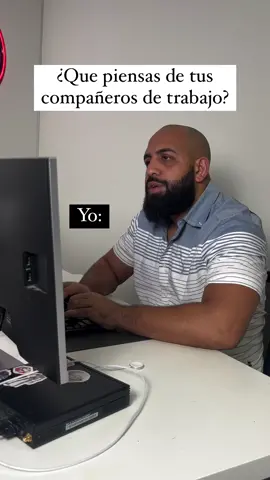 Cuando piensas que tus compañeros son unos i nutiles 🤣#comedia #chistes #gracioso #humorespañol #paratii #trabajo 