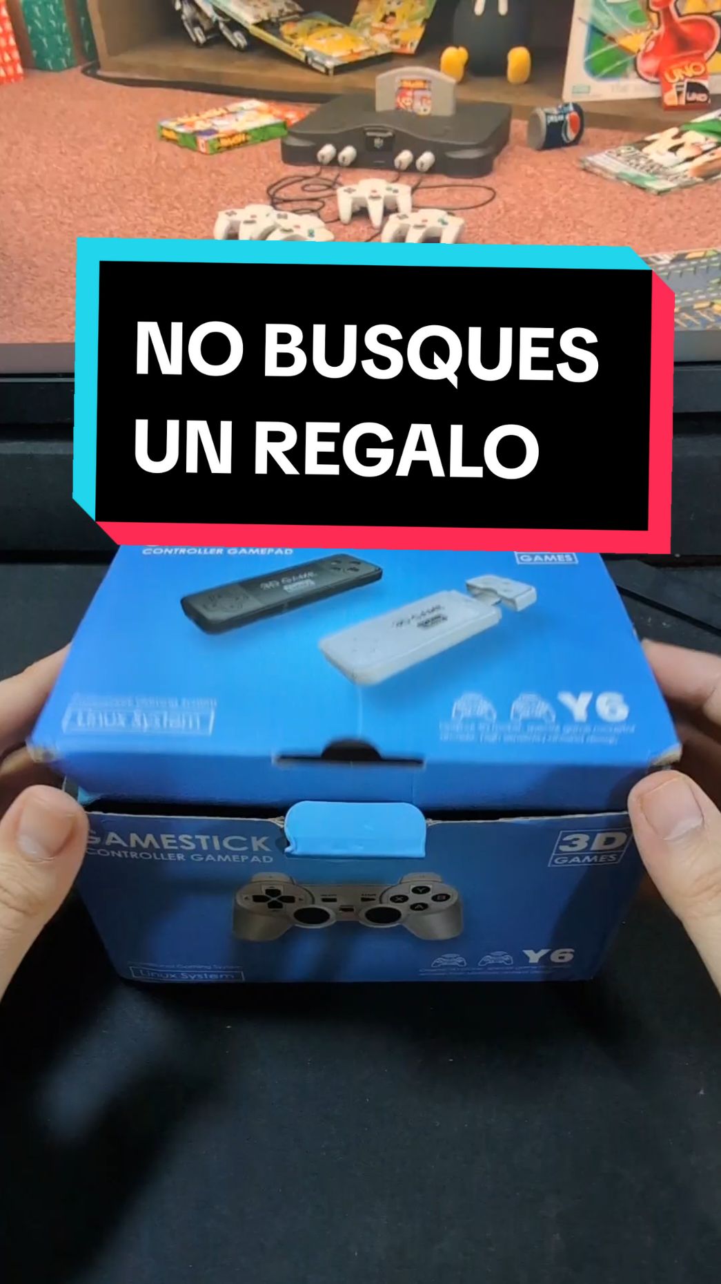 YA NO BUSQUES UN REGALO PARA NAVIDAD!#gaming #consolagaming #consola #navidad #juegos #gamestick #videojuegos #retroconsola #juegosretro  Consola GAMESTICK con más de 10,000 juegos retro.#CapCut 