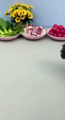 Dê uma olhada em Seladora Embaladora a Vácuo Portátil Profissional Para Armazena Alimentos por R$59,87. Compre na Shopee agora! https://s.shopee.com.br/2LH17jJkPz