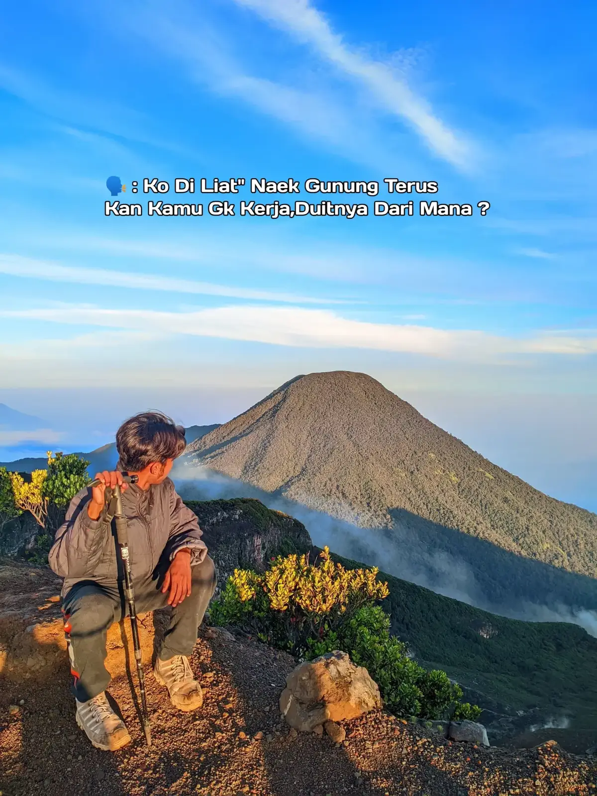 ⛰️🕌🔄#pendakiindonesia #lewatberanda #alunalunsuryakencana #gedepangrango #fyp 