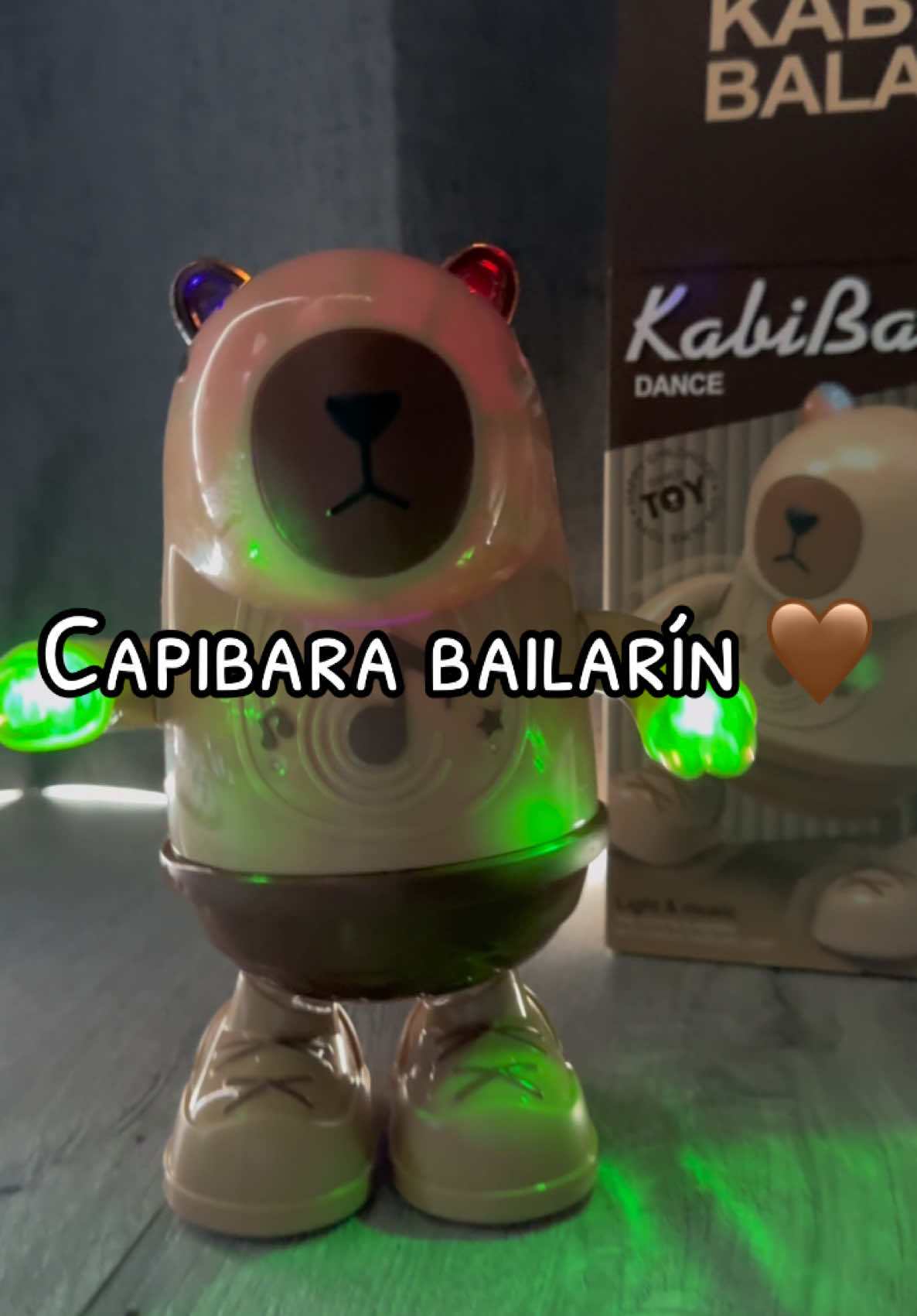 Capibara con luz, movimiento y sonido 😍🤎 #capibara #tendencia #juguetes #carpincho #fyp #paratiiiiiiiiiiiiiiiiiiiiiiiiiiiiiii #capibaratiktok #capibaras 