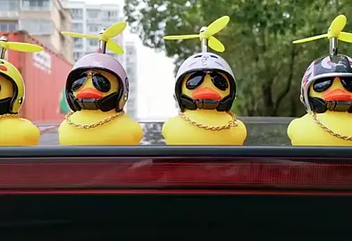 Pequeno Pato Amarelo Decoração De Carro Capacete De Rede De Bicicleta Elétrica Vermelho Fora Do https://s.shopee.com.br/VpN7RHfOs #patodeborracha #patoamarelo #patoamarelomoto #patodecapacete #moto #carro #biker #shopeebrasil #achadinhosshopee #patinho #achados #bora #vpfypfavor #viparaforyou