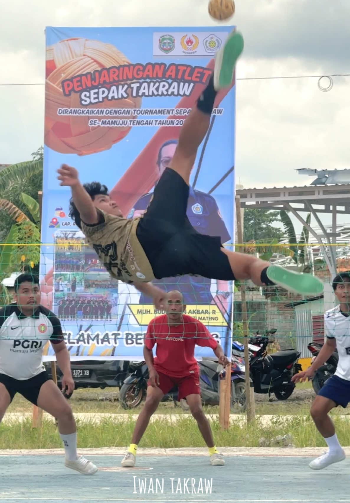 Jual beli serangan 😱#sepaktakraw 