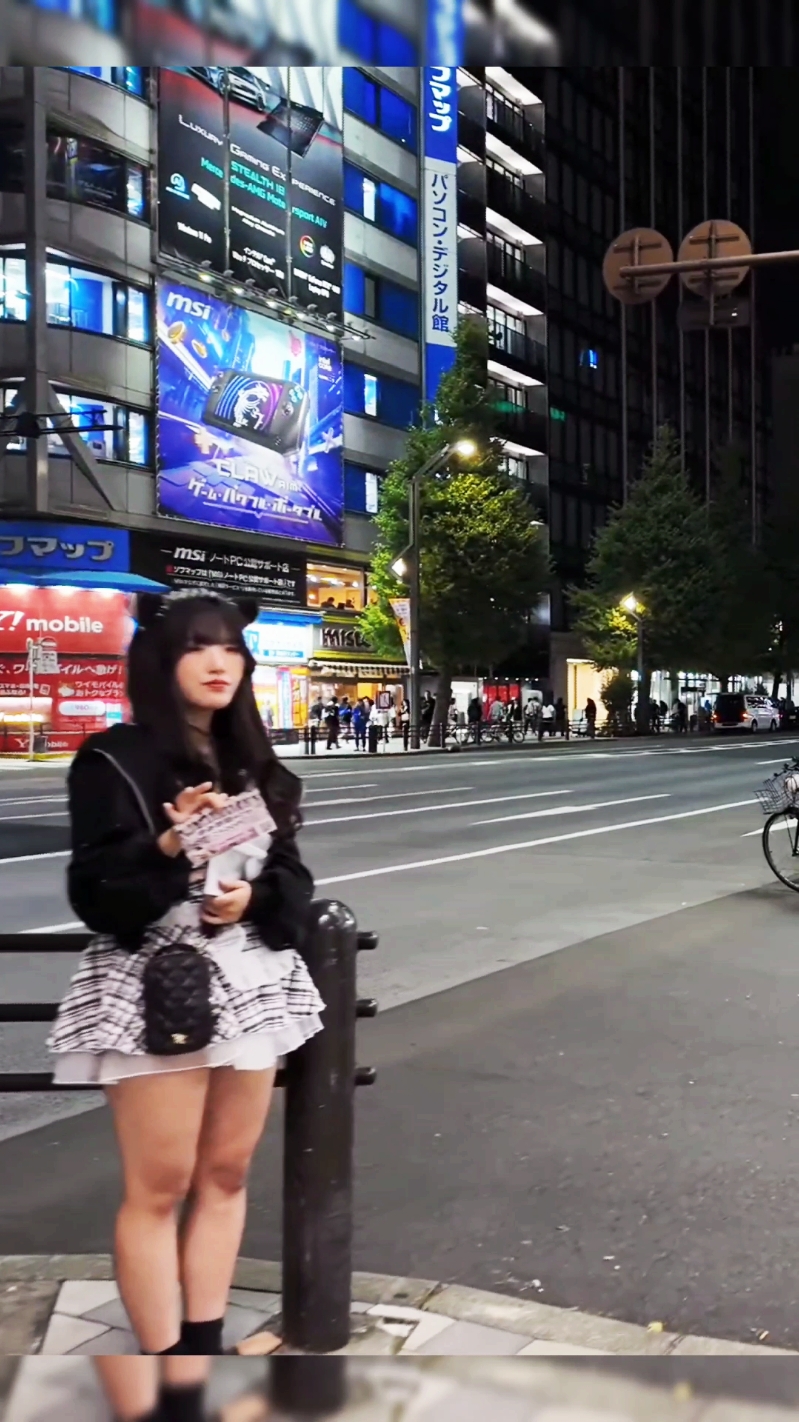 Would you come to Japan? Visiting Japan #visiting #japan #akihabara 