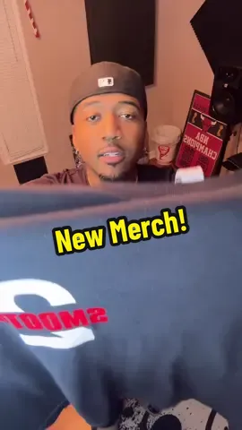 Just know i got ya’ll 🤞🏽Link in my bio right now! #fyp #2smooth #merch 