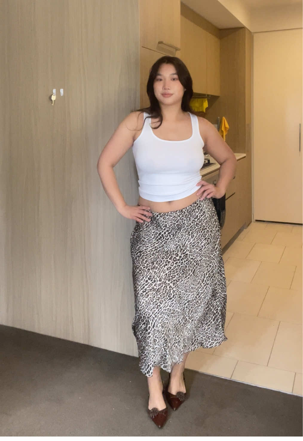 Melbourne, you are treating me well recently! #summeroutfit #curvyoutfit #curvyfashion #curvysummeroutfits #midsize #midsizefashion #midsizeoutfitinspo #size12 #size10 #satctiktok 