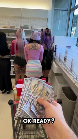 Doing pick a cup win cash game in public @Annie Miao @Liza Doll @𝖆𝖜𝖑𝖎𝖛𝖛 @𝙿𝚑𝚘🍜💗💕 @fadedfarming 