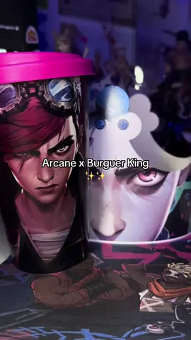 Corre pro #burguerking para garantir o seu copinho 💙 #burguerking #arcaneleagueoflegends #arcane #arcanenetflix #burguerkingbrasil 