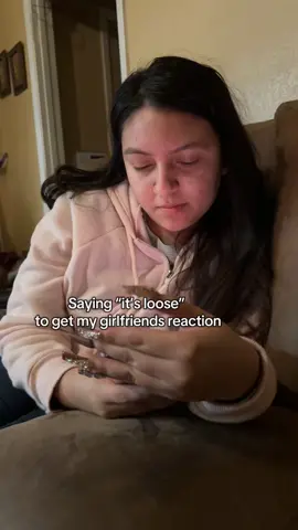 SHE WAS NOT HAPPY 😭 #couplecomedy #coupleprank #Relationship #girlfriend #danielanddaniela #couplegoals #funny #prank #couple 