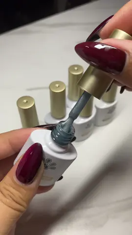 BORN PRETTY 10ml Rainbow Water Light Cat Eye Gel Polish💅🏻💅🏻✨#bornpretty#cateye #magneticgel #gelpolish #nailgel #fypシ゚viral #fyp 