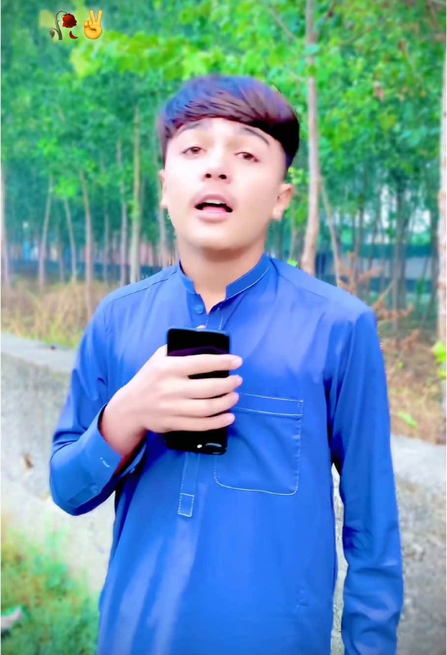 زاڑگیا حرساڑے پا مئنا نا پو حئگئ✌️#tiktokviral #poetry #views #foryoupage #greenscreen #saport #fyp @👑𝙏𝘼𝙆𝙃𝙏𝘽𝙃𝘼𝙄𝙒𝘼𝙇👑 @👿SyCo---باچہ👿 @itxmehrano0 