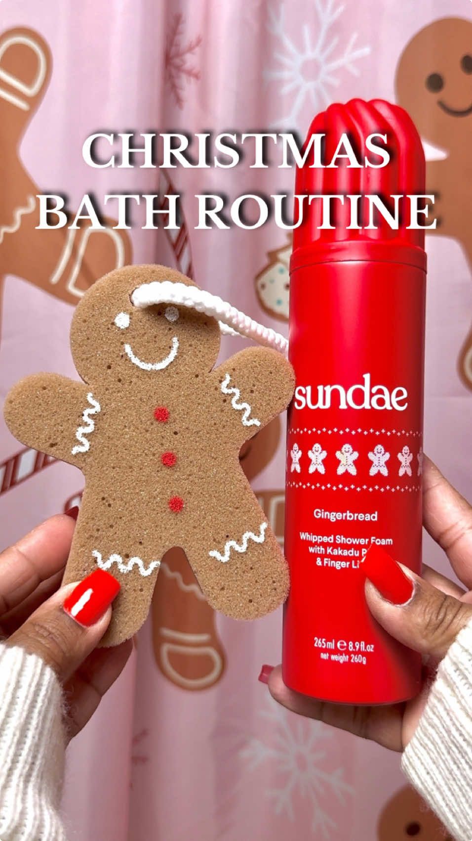 A Gingerbread Themed Christmas Bath for my princess 🤩 #bathtimeroutine #kidstoys #momlife #nightimeroutine #DIY  #christmas #gingerbread #learningthroughplay #christmassnacks #organizedhome #asmr #bathroutine #kidsbathtoys