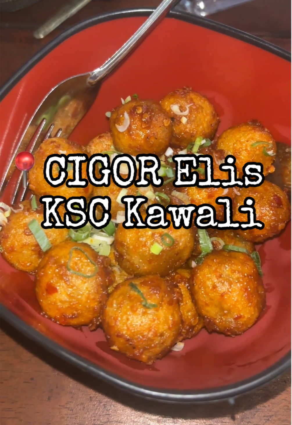 ga perlu jauh jauh lagi skrng cigor elis udh ada di kawali😍 #cigor #cilokgoreng #cilok #cigorelis #kuliner #kulinerciamis #kulinerkawali #makananpedas @cigor_elis 