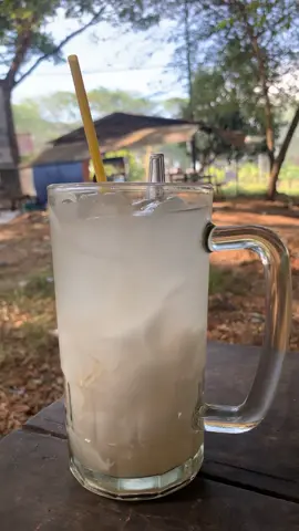 Monggo Mentahane Ngiyup Karo Mimik Es degan ,Video Mentahan Buat Prank temen ,Bahan Edit Storymu || #mentahan  #bahanswmu  #storywa  #storyprank  #jatimstory 