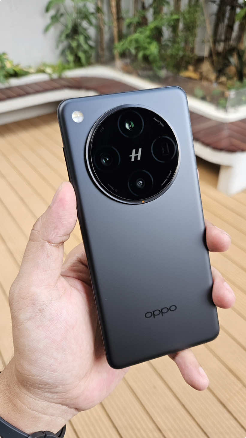 Ngeri kamera Zoomnya!!🥶 OPPO Find X8 Pro!! #OPPOFindX8Series #OPPOFindX8Pro #OPPO #smartphone #pizzagadget #android #gadget #tech