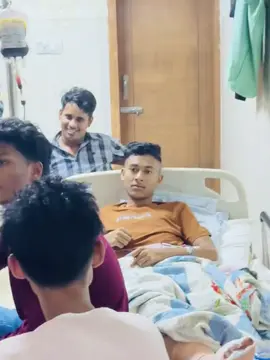 everyone please pray for my friend 😓🤲   @🎀♡_Bk mokhils _♡🎀   #fypシ゚  @KHURSHED @TikTok Bangladesh 