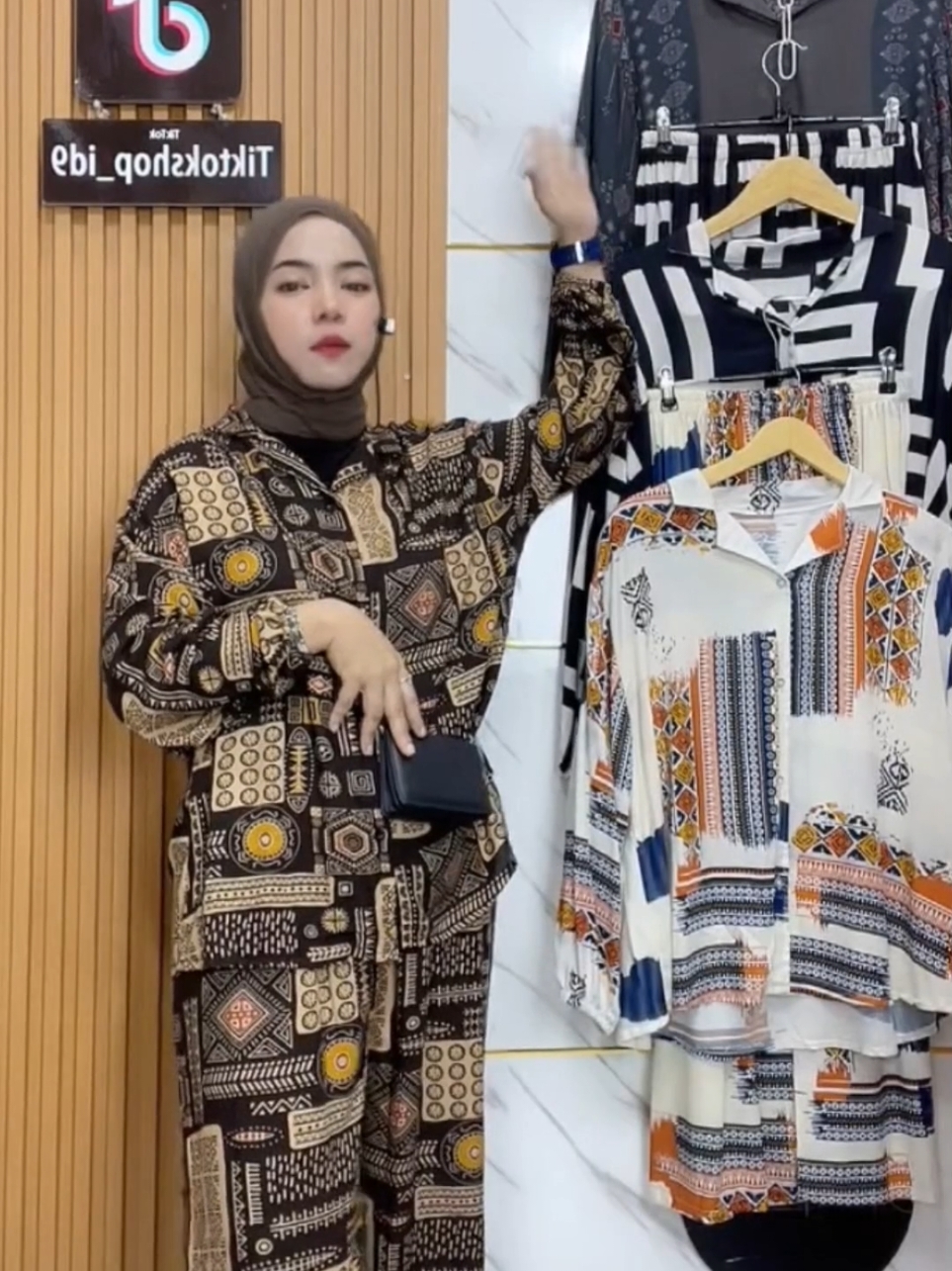 Set Kemeja Celana Kallyoutfit Setelan Bundling Baju Dan Celana One Set Wanita Panjang Kulot Katun #onesetmurah #setelanwanita #onesetpremium #onesetkekinian 