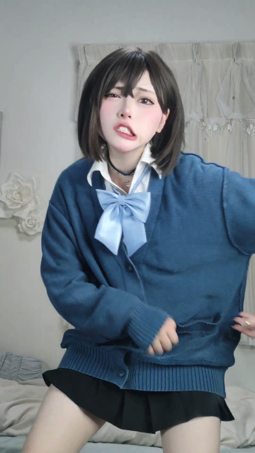 ダンダダン♫コスプレする時間がなかったのでモモ風にしてみた！Dan Da Dan ♫ I didn't have time to cosplay, so I decided to make it look like Momo!