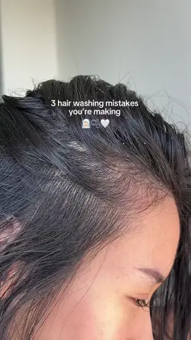 if you’re washing your hair today, watch this 🙂‍↕️👆 #haircare #hair #hairwashing #dandruff #scalp #scalpcare #scalpscrubber