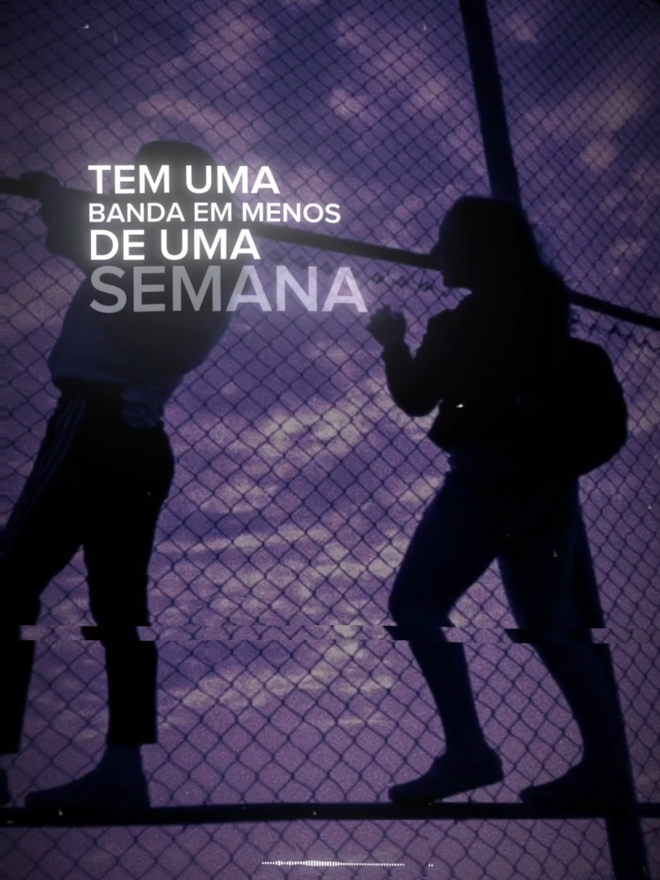 11:22 | E mais uma vez eu me apaixonei num fantasma...🎶 #analauralopes #fantasma #lyricsvideo #musica #paradedicar #tipografia 