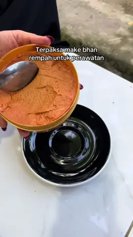 Gak mmpu yang mahal2, ckup pakai ini aja, gk bruh ngeluarin budget bnyk #lulurrempah #lulurhitam3s #lulurviraltiktok #bodycare #lewatberanda 