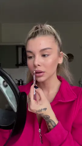 με τον κωδικο μου cindy20 εχετε 20% εκπτωση σε εολο το σαιτ της @Elixir Cosmetics 🎀🎀🎀🎀🎀🎀🎀🎀🎀🎀