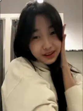 Sebuah perbedaan Delynn&Oline ketika dipanggil tante🗿 #jkt48 #jkt48newera #delynnjkt48 #olinejkt48 #fyp 