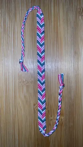 #foryoupage #fyp #friendshipbracelets #foryou #braceletbook 