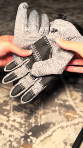 Grab these as stoxking stuffers and gifts 🎁😍✅🎄🎅 #warming #gloves #touchscreengloves #touchscreen #workinggloves #working #giftsforhim #gifts #fur #blackfriday #blackfridaydeals #tiktokshopfinds #tiktokshopblackfriday #deals #cybermondaydeals #stockingstuffers #christmas 